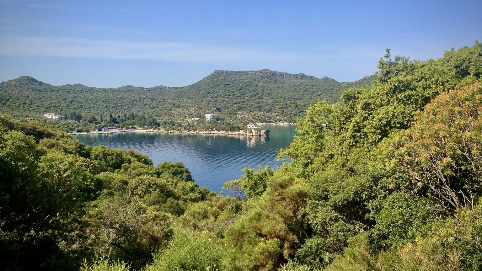Zielona zatoka Limanağzı w okolicach Kaş